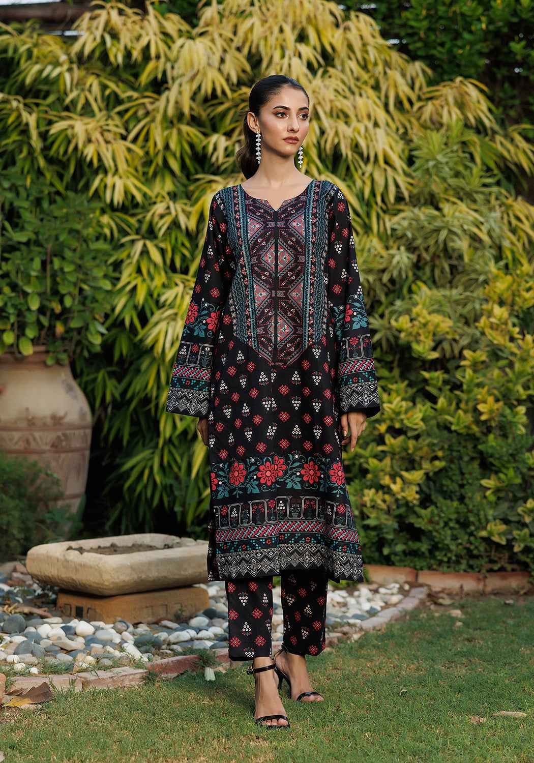 Tribal Charm -  2 PC Stitched Lawn Suit - Zarasi.pk