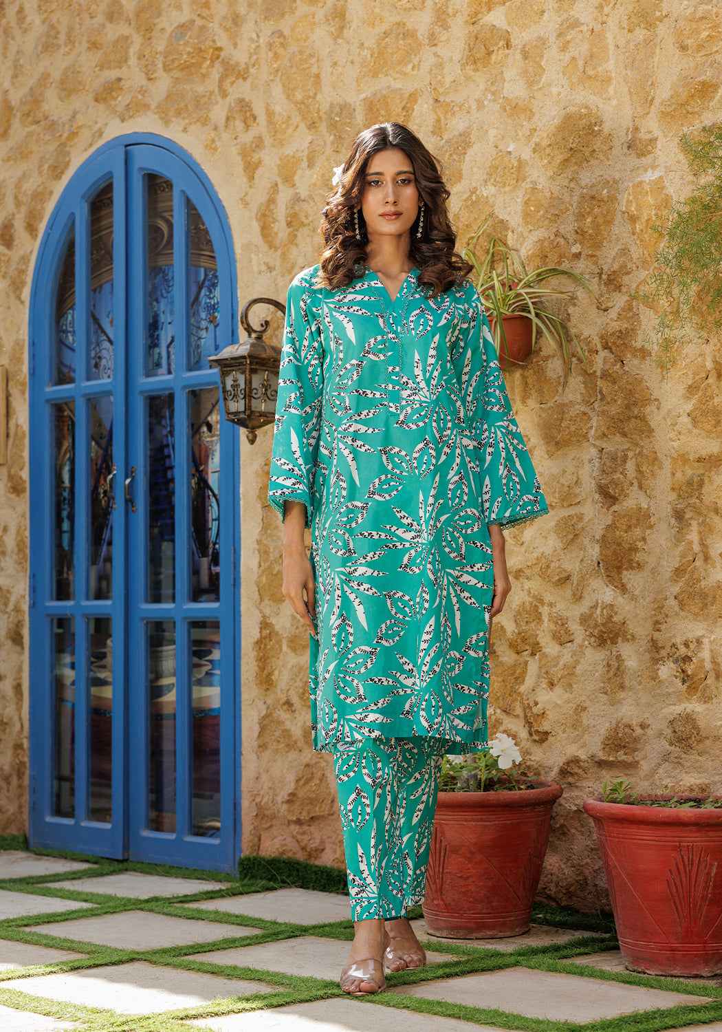 Eden - 2 PC Stitched Lawn Suit - Zarasi.pk