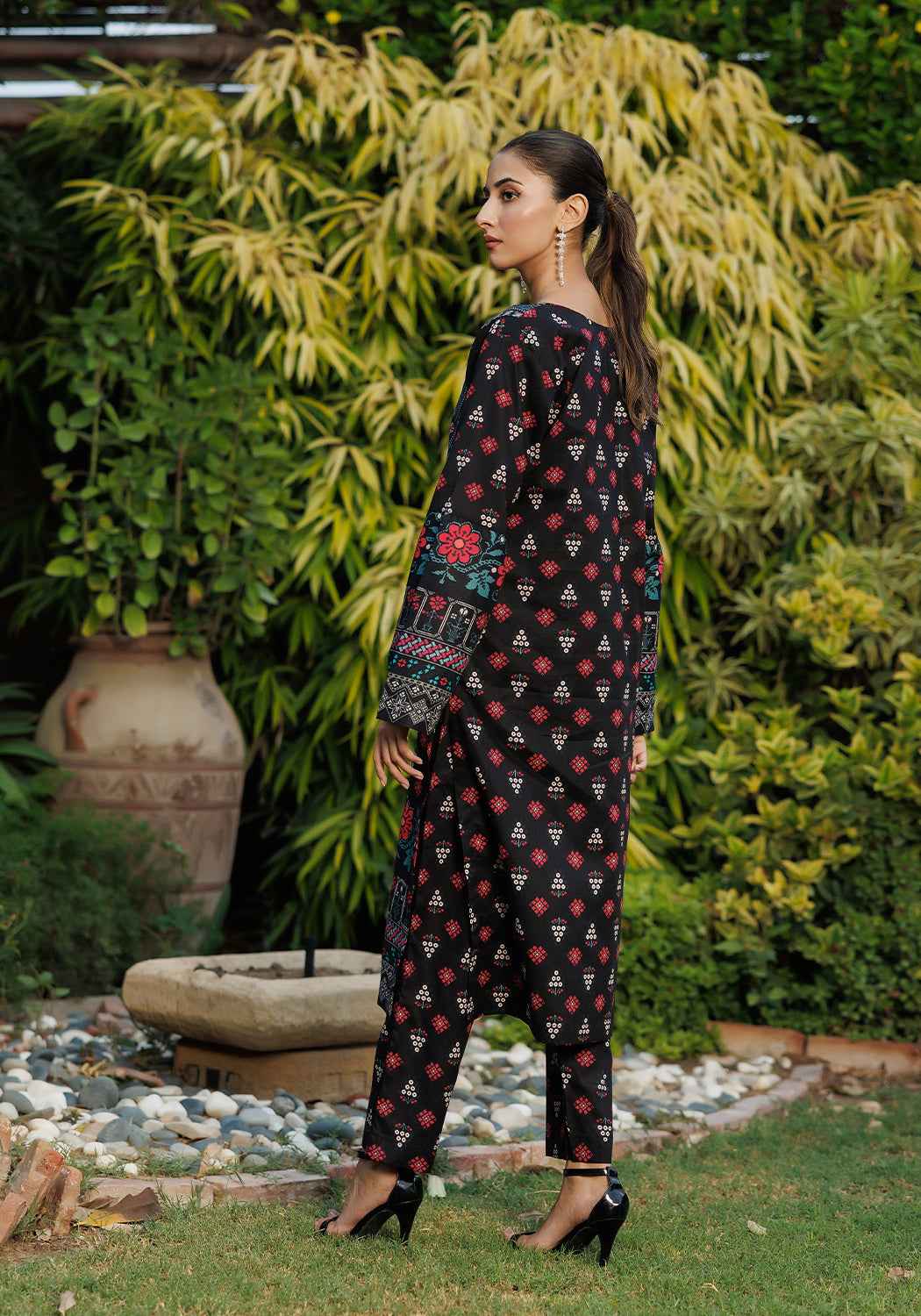 Tribal Charm -  2 PC Stitched Lawn Suit - Zarasi.pk