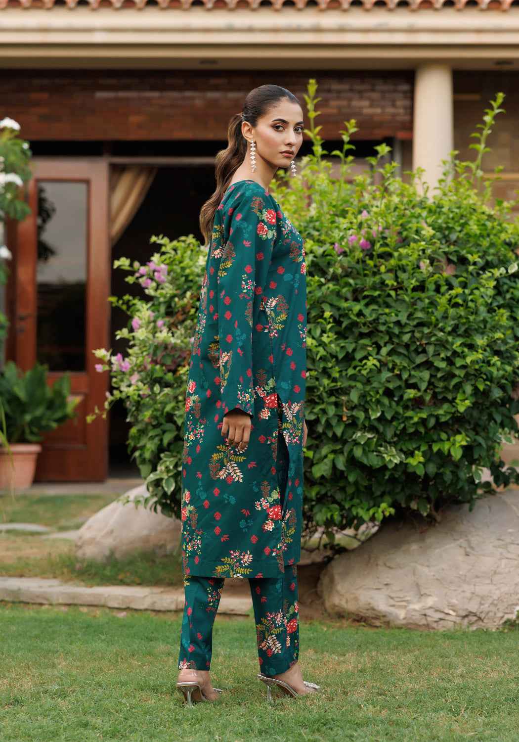 Marine Floral - 2 PC Stitched Lawn Suit - Zarasi.pk