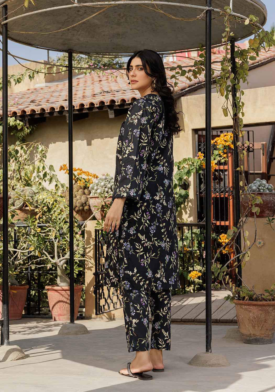 Shadow - 2 PC Stitched Lawn Suit - Zarasi.pk